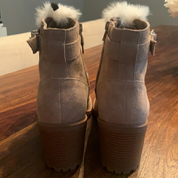 1DAY SALE PRICE 🍂 NEW NINE WEST REAL SUEDE & FUR ANKLE BOOTS - Picture 7 of 9